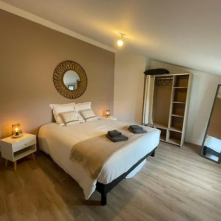 Spacieux En Vendée Avec Piscine Chauffée - Fr-1-426-596 * Soullans