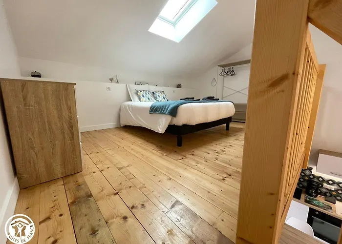 Spacieux En Vendee Avec Piscine Chauffee - Fr-1-426-596 * Soullans