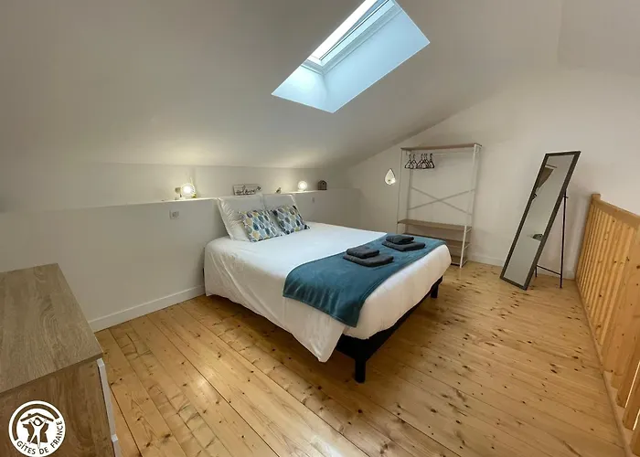 Spacieux En Vendee Avec Piscine Chauffee - Fr-1-426-596